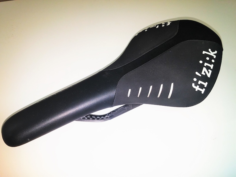 Selle Vélo Fizik Antares R3 - Carbone - Modèle 87520 - Occasion