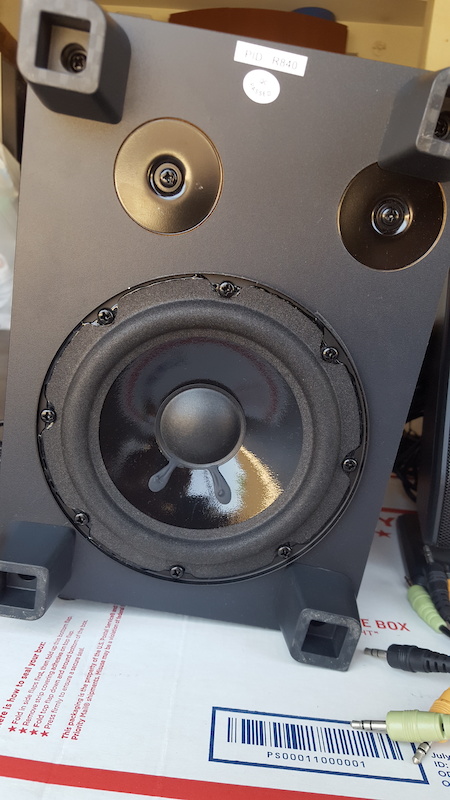 2015 Logitech X-540 5.1 Surround Sound