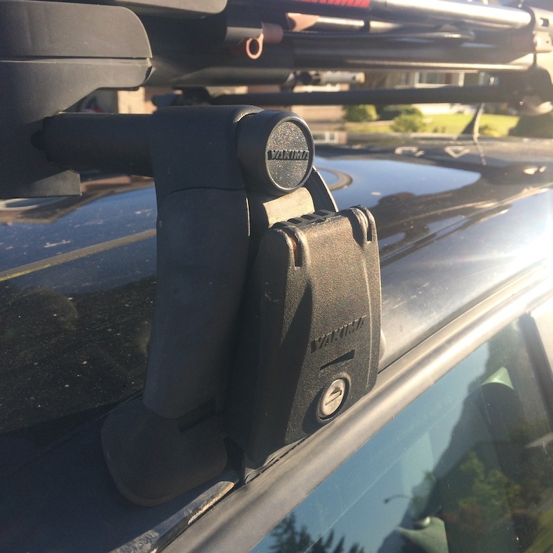 0 Yakima roof rack - touches rubber only