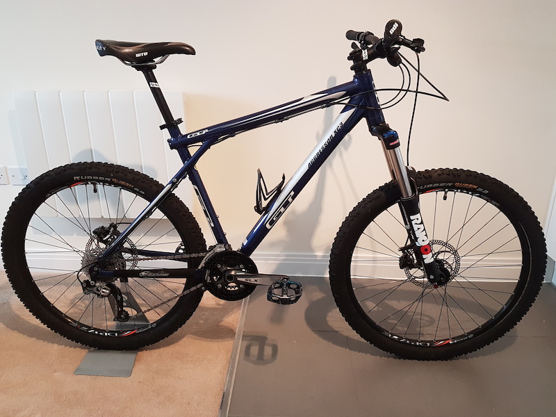 gt aggressor xc3 weight