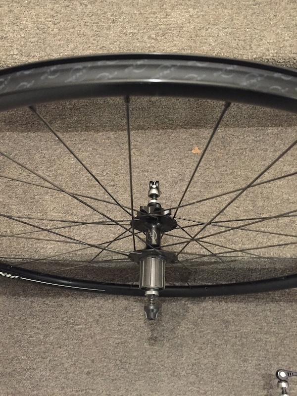 2015 Axis 2.0 SCS Road Disc Wheelset 