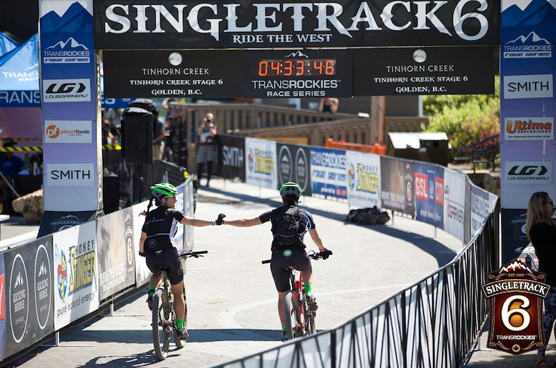 Shannon Holden and Natalie Koncz/1st Overall ST6 Open Women

Photo: Jean McAllister / John Gibson of Gibson Pictures