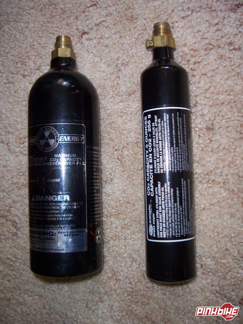 2 c02 tanks for paintball For Sale
