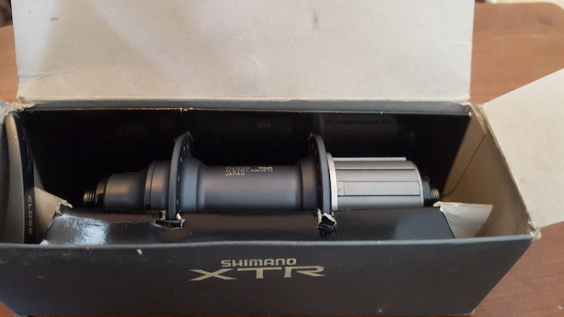 2003 NIB Shimano XTR HB-M950 Rear Hub: 32H Vintage For Sale