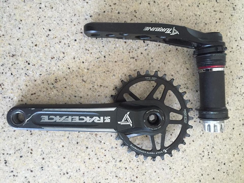 2015 RaceFace Turbine 170mm Cranks, Oval Ring and BB