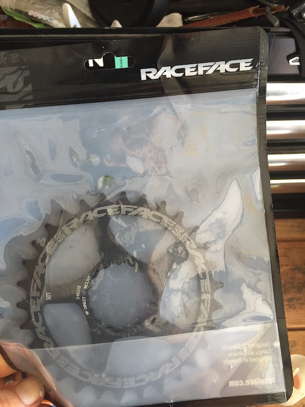 2017 Raceface Narrow wide chainring 30t new