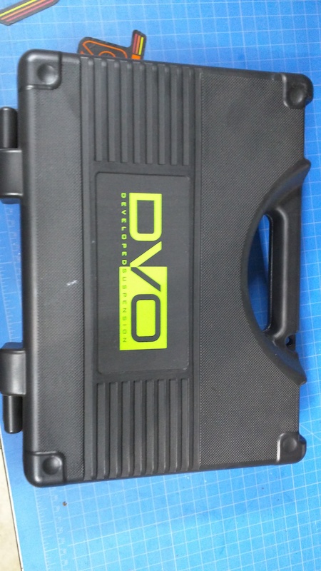 2015 Dvo Jade Rear Shock with Fox SLS Spring 8.5