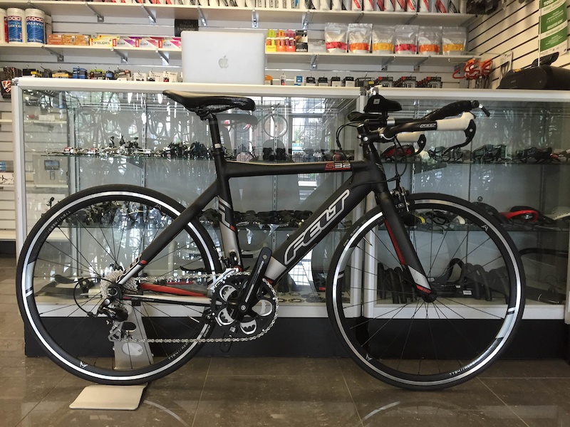 felt s32 price