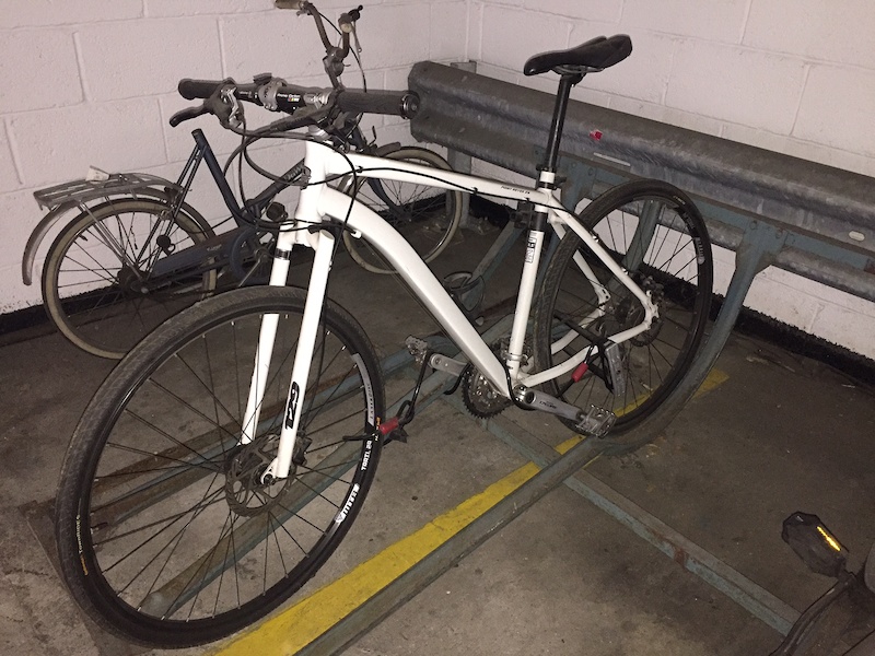 marin point reyes hybrid bike