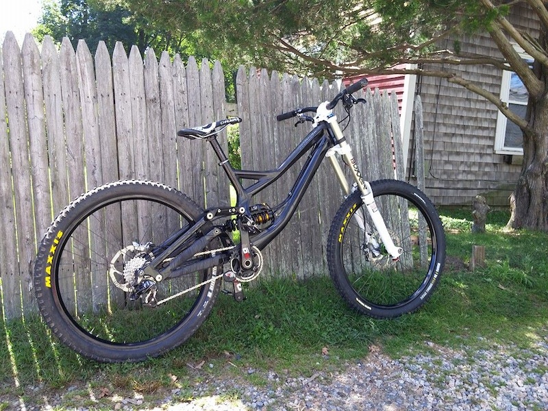 2013 Specialized Demo 8 with many upgrades