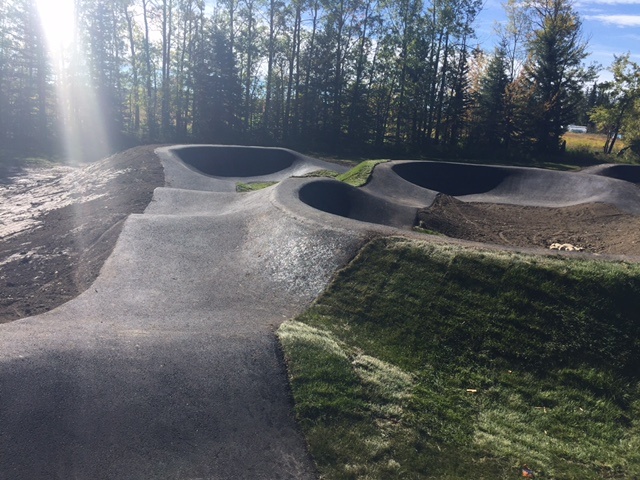 Brand new Velosolutions pumptrack in Niton.