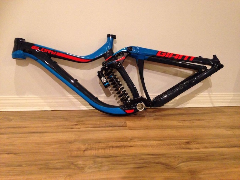 2016 Giant Glory 1 Frame - Brand New! with Shock