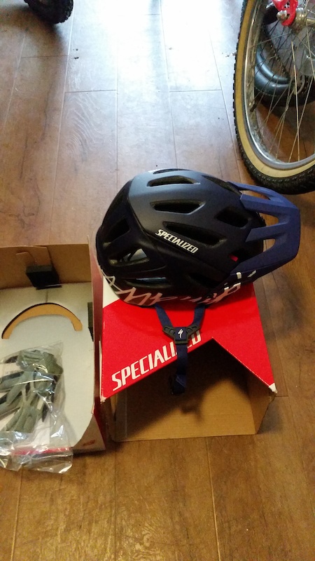 2016 Specialized Ambush Helmet Brand New