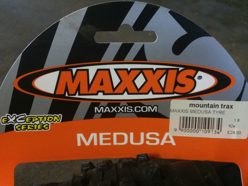 0 2x Maxxis Medusa 26x1.8