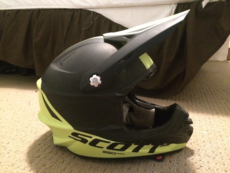 2015 Scott Moto helmet