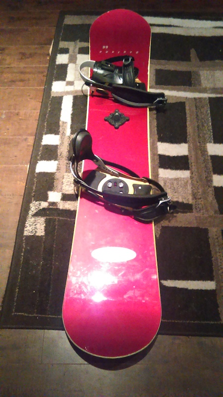 0 Mint condition sims snowboard + bindings