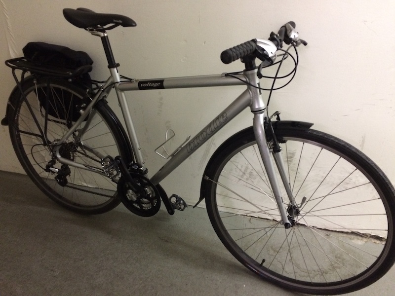 Brodie Voltage commuter with panniers For Sale