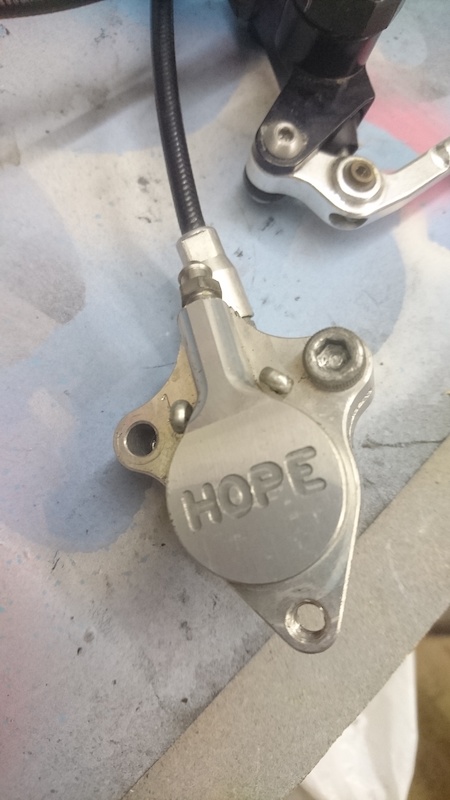 0 Hope C2 REAR brake retro