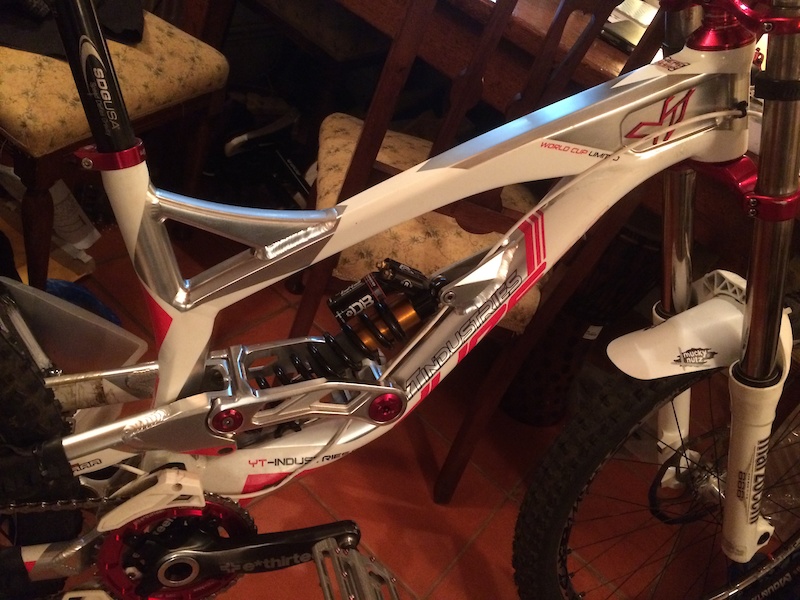 2014 YT Tues Downhill FRAME with Cane Creek DB For Sale