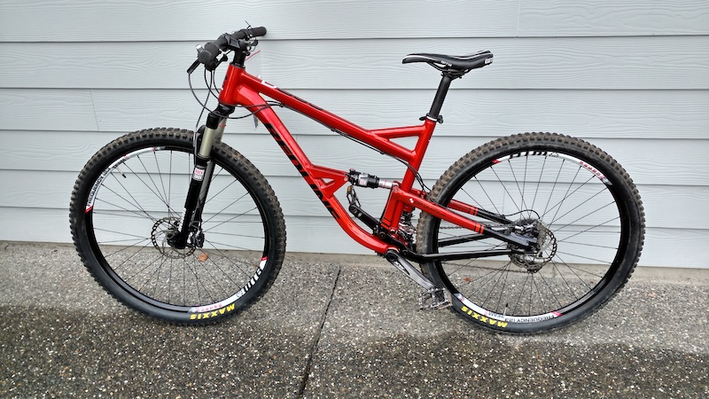 redline d860 mountain bike