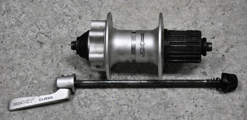 Shimano FH-M755 Deore XT Rear Hub 135mm For Sale