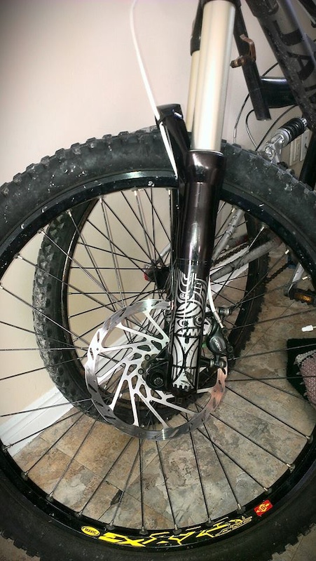 Luvvv the 40mm stanch's on a 180mm travel single crown fork... Ya, I'll hit that ;p