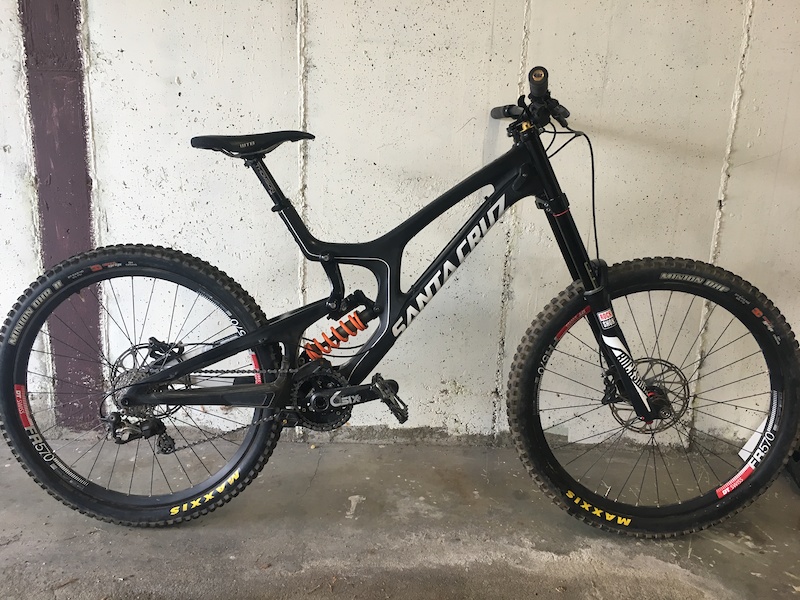 2015 XL Santa Cruz V10 c all upgraded For Sale