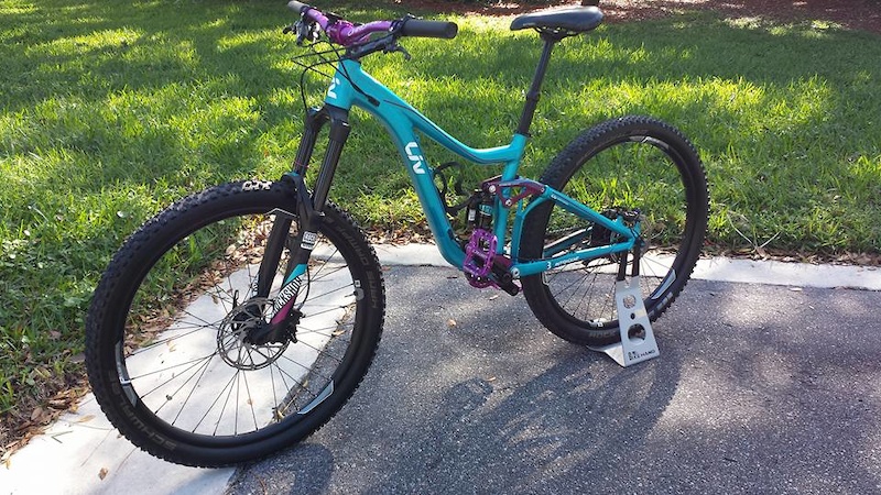 2016 liv intrigue sx