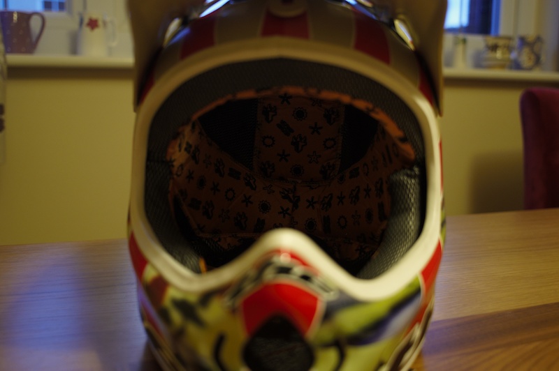 2011 THE Full Face DH-405 (The ONE) Helmet