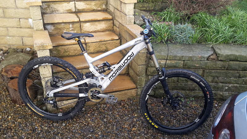 2012 morewood makulu dh bike 26'' For Sale