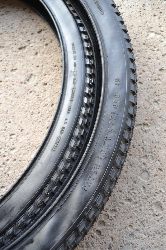 2016 NEW Schwalbe Table Top 2.25 Tires