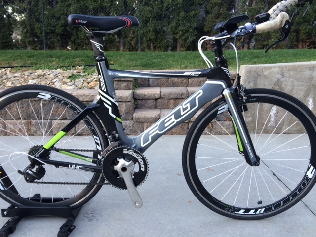 felt b12 tri bike