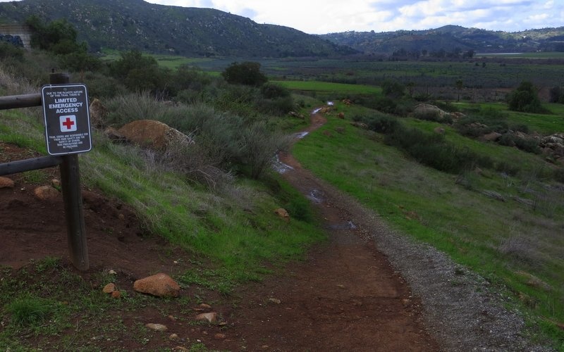 San Pasqual Valley Trail sweeps its way through a historic valley which has changed very little over the last 200 years or so, and you can kind of feel the history as you bike along the trail.