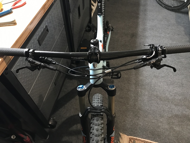 2016 Trek Fuel EX 9.8 Mountain Bike Large
