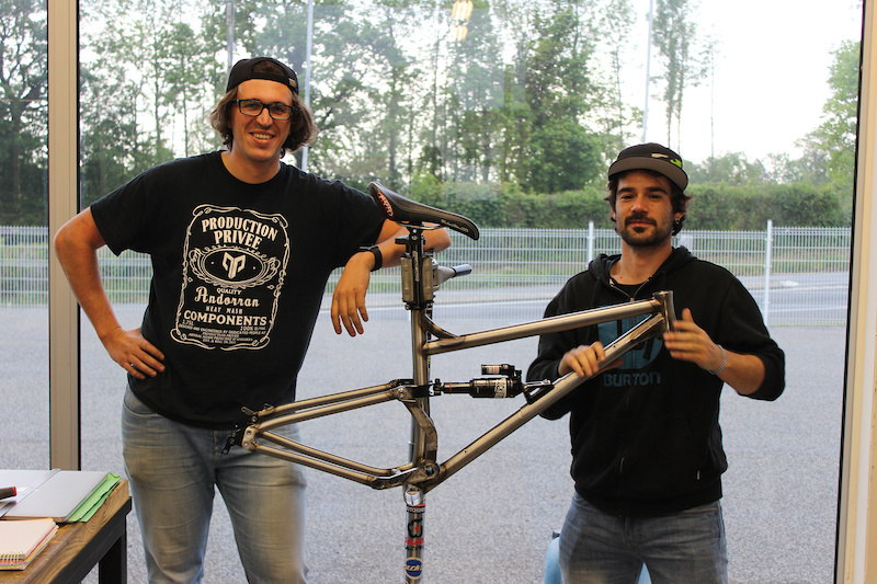 Shan nº5 in the making, our very first full suspension bike
