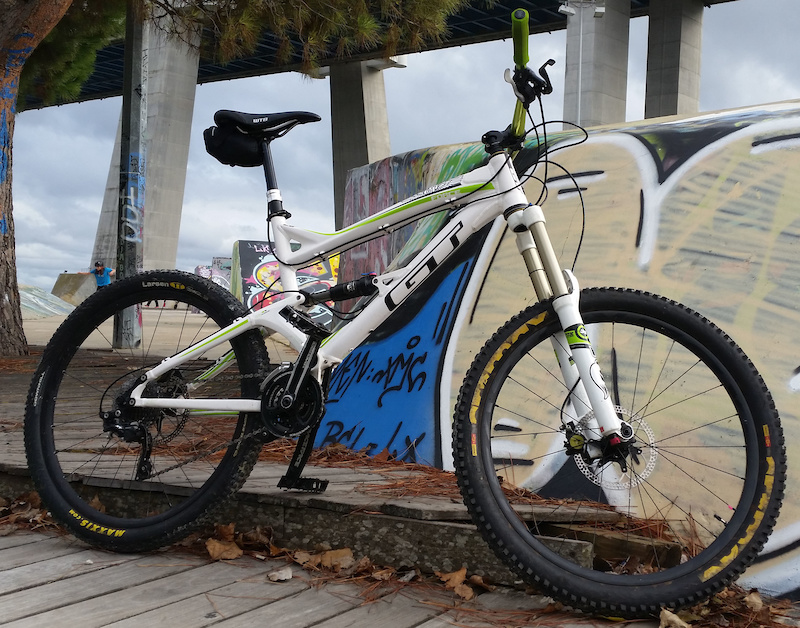 gt force enduro bike