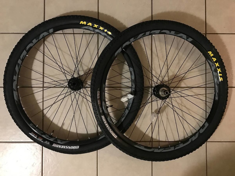 race face ar 24