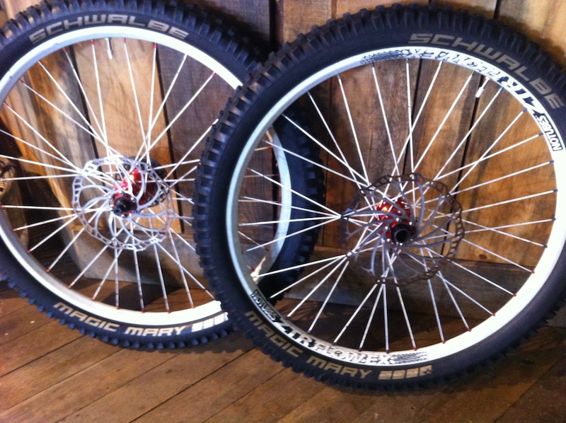 2013 Stans NoTubes Flow and Flow EX wheel set For Sale