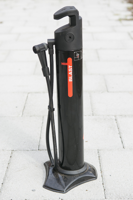 specialized tire pump