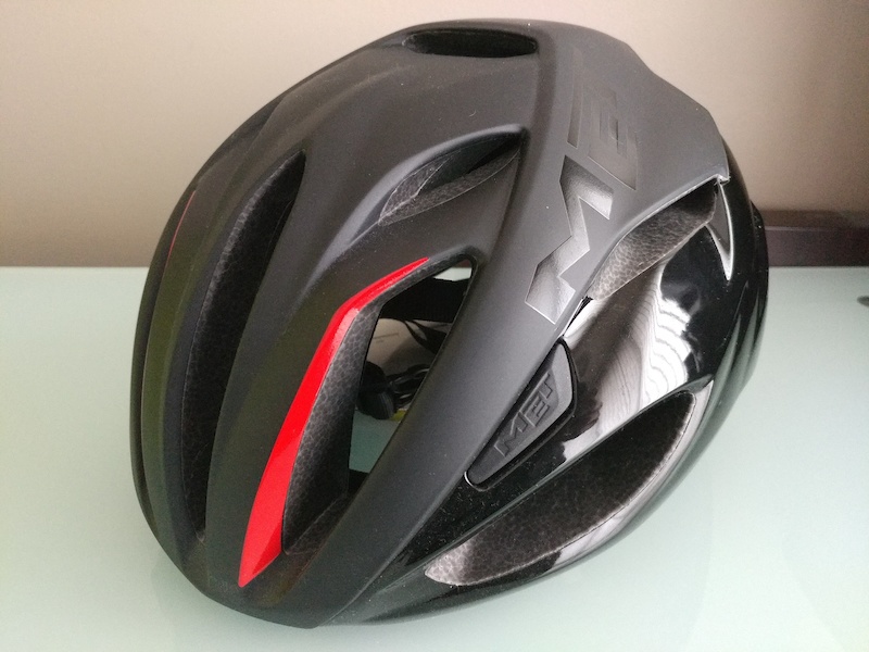 2016 MET Rivale aero cycling helmet