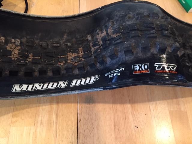 maxxis minion dhf 2.3