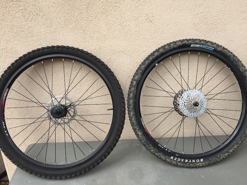2015 26 inch wheel set with tires