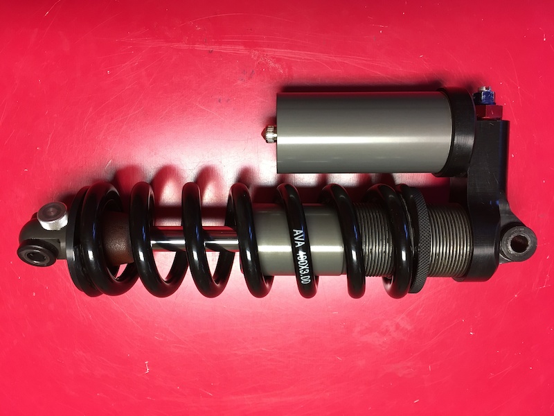 2010 Avalanche Woodie Rear Shock