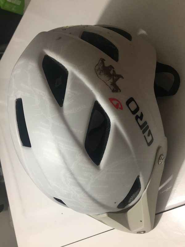 giro grid helmet