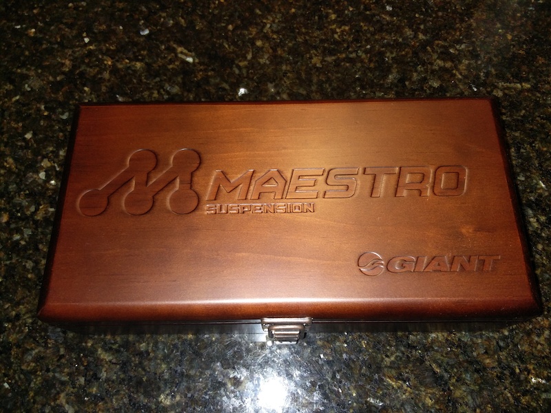 Giant Maestro bearing service tool kit 6 piece For Sale