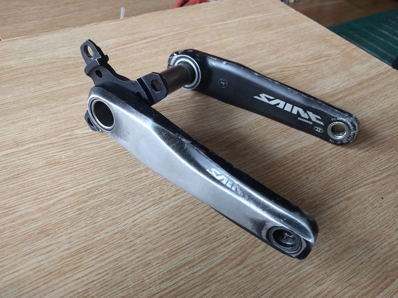 saint crankset