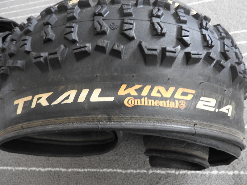 2016 Continental Trail King 26 x 2.4 (2 tires)