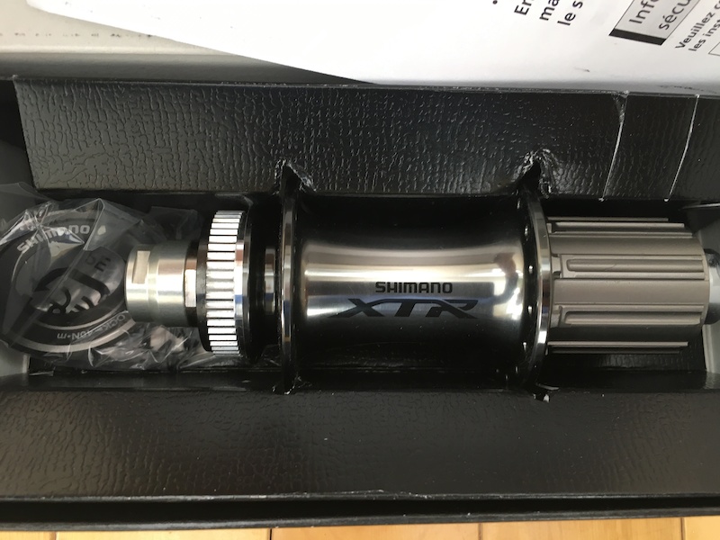 2016 XTR Front 15mm and Rear Hubs 142mm 32H - brand new