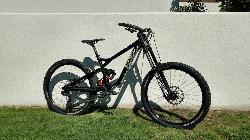 commencal dh v3