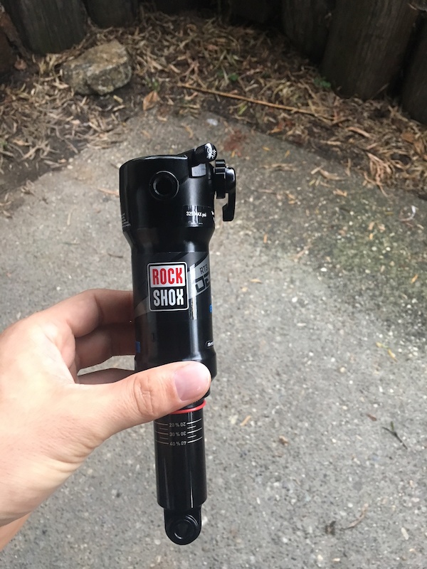 2017 Rock Shox Deluxe RT3, 185x55mm trunion mount For Sale